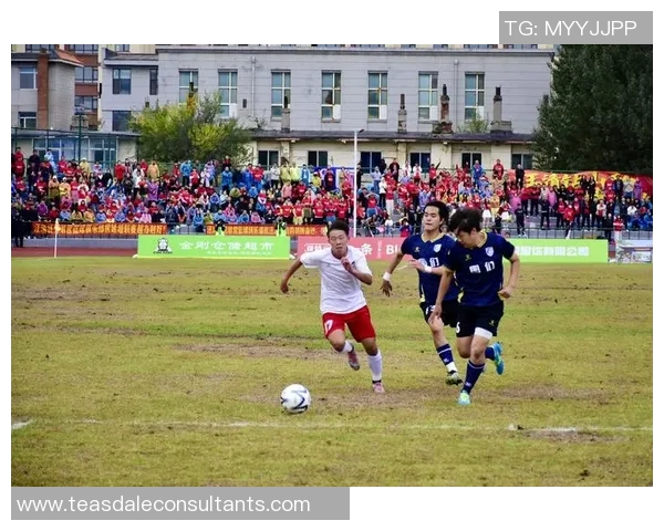 彩铅绘制足球明星全景图解让你领略绿茵场上的传奇风采 彩铅绘制足球明星全景图解让你领略绿茵场上的传奇风采