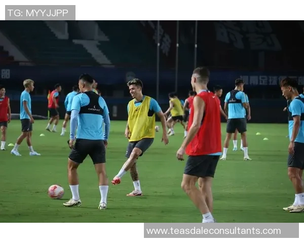 成都足球队灵活战术解析与球队发展前景展望 成都足球队灵活战术解析与球队发展前景展望