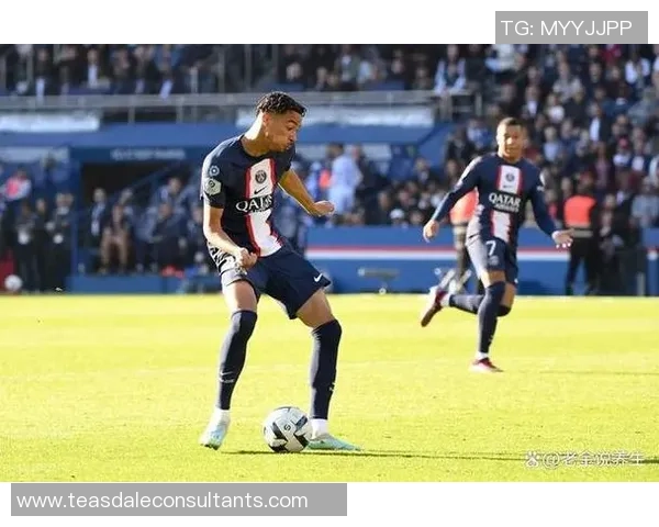 足球明星为何在社交媒体时代依然难以获得广泛关注与热度分析 足球明星为何在社交媒体时代依然难以获得广泛关注与热度分析