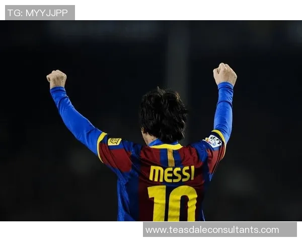 足球明星谁最伟大探讨历史传奇与当代巨星的比较与影响 足球明星谁最伟大探讨历史传奇与当代巨星的比较与影响