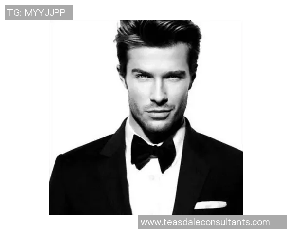 足球明星身穿西装的魅力头像展示时尚与运动完美结合 足球明星身穿西装的魅力头像展示时尚与运动完美结合