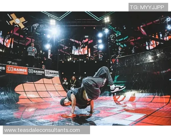 滑板精英赛点评:成都街舞队的意识表现